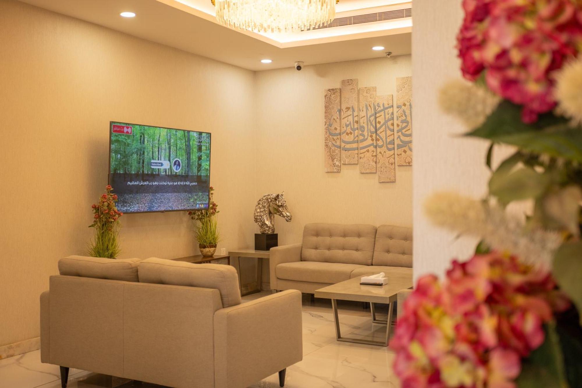 Laten Suites Andalus Mall Dschidda Exterior foto