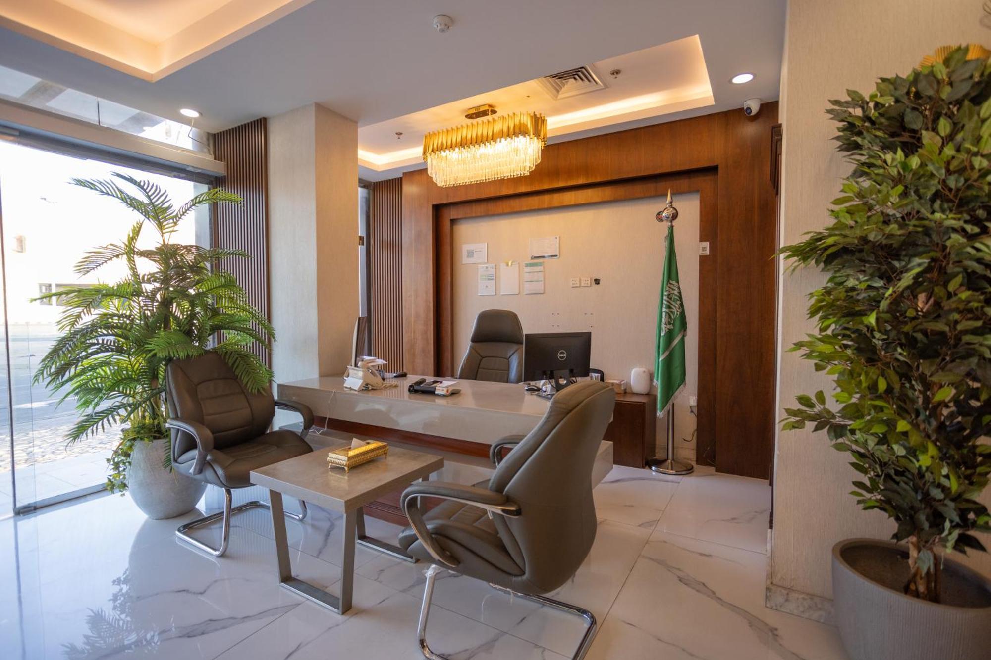 Laten Suites Andalus Mall Dschidda Exterior foto